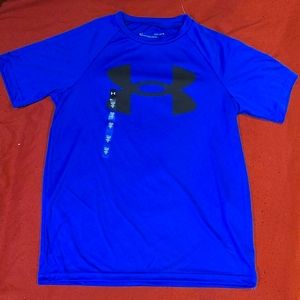 NWOT UNDER ARMOUR HEATGEAR YOUTH LARGE SHIRT